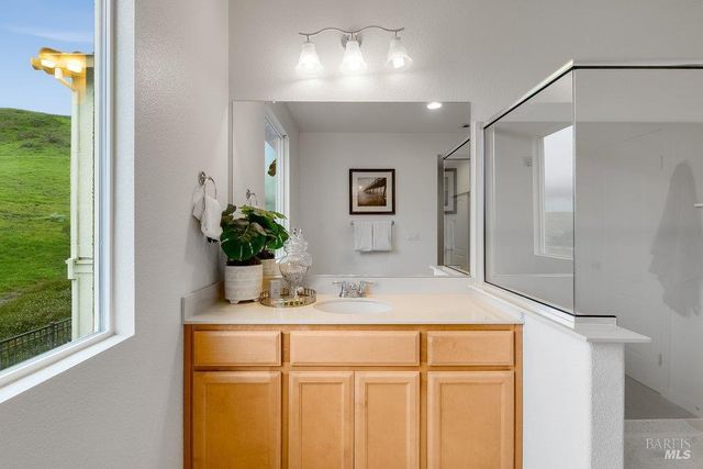 6606 Deerfield Dr, Vallejo, CA 94591