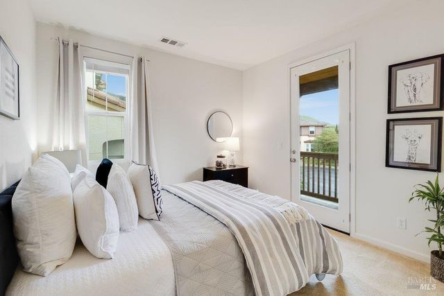 6606 Deerfield Dr, Vallejo, CA 94591