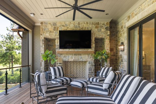 7569 Trident Ridge Rd, College Grove, TN 37046