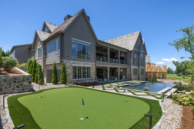 7569 Trident Ridge Rd, College Grove, TN 37046