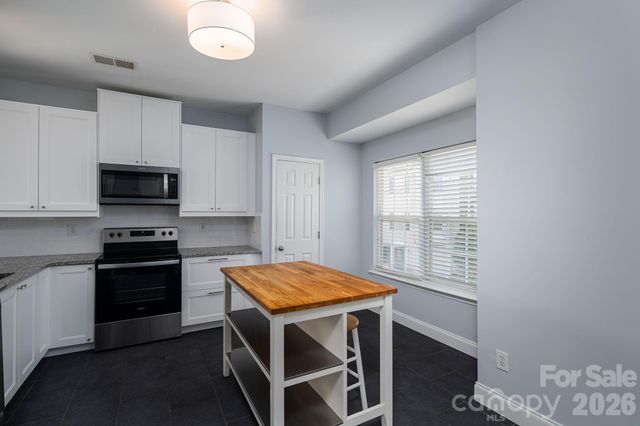 304 Rock Ridge Lane, Mount Holly, NC 28120