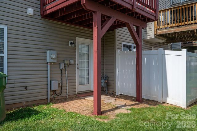 304 Rock Ridge Lane, Mount Holly, NC 28120