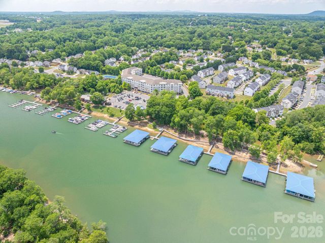 304 Rock Ridge Lane, Mount Holly, NC 28120