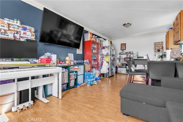 3936 Carlin Ave, Lynwood, CA 90262