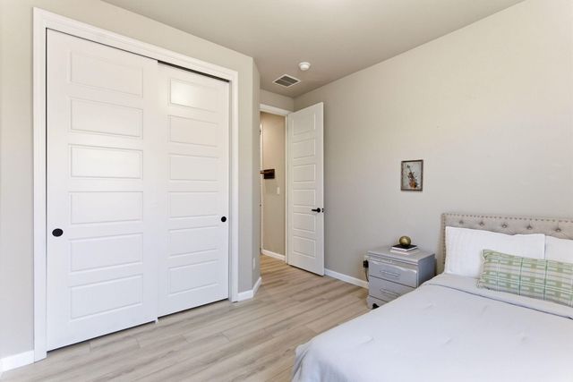 4526 Bald Eagle Loop NE, Rio Rancho, NM 87144
