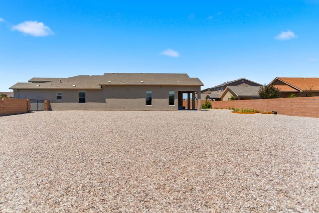 4526 Bald Eagle Loop NE, Rio Rancho, NM 87144