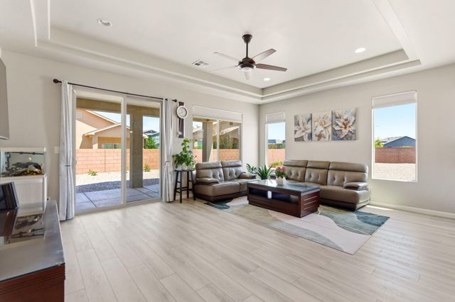 4526 Bald Eagle Loop NE, Rio Rancho, NM 87144