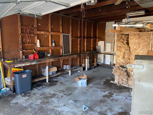 574 Ripley 160 E-8, Doniphan, MO 63935