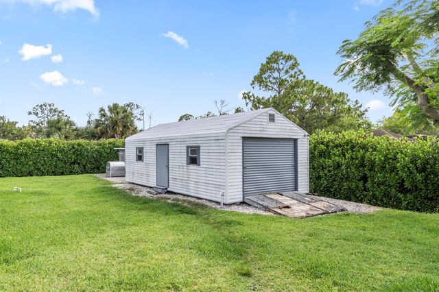15062 N 73rd St Street N, Loxahatchee, FL 33470