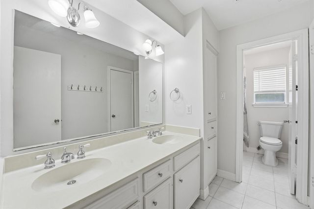 12527 Piping Rock Drive, Houston, TX 77077