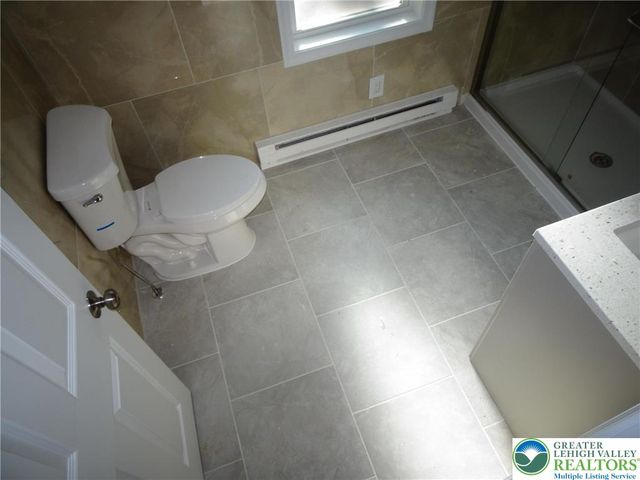 207 Sleepy Hollow Road, Bath Boro, PA 18014