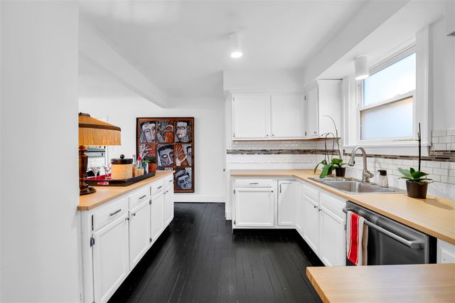 17202 Warrington Drive, Detroit, MI 48221