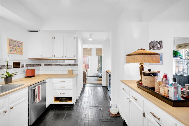 17202 Warrington Drive, Detroit, MI 48221