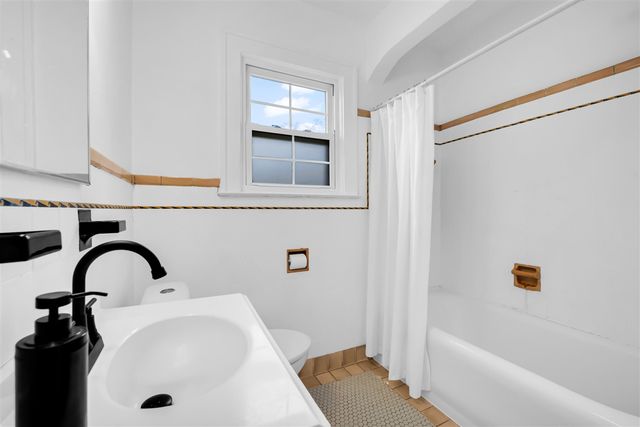 17202 Warrington Drive, Detroit, MI 48221