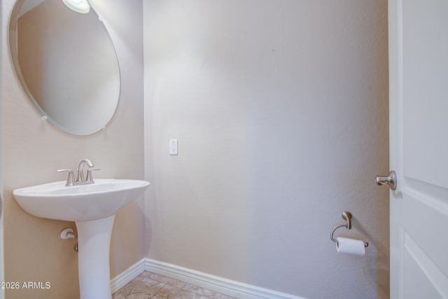 2815 E ODESSA Street, Mesa, AZ 85213