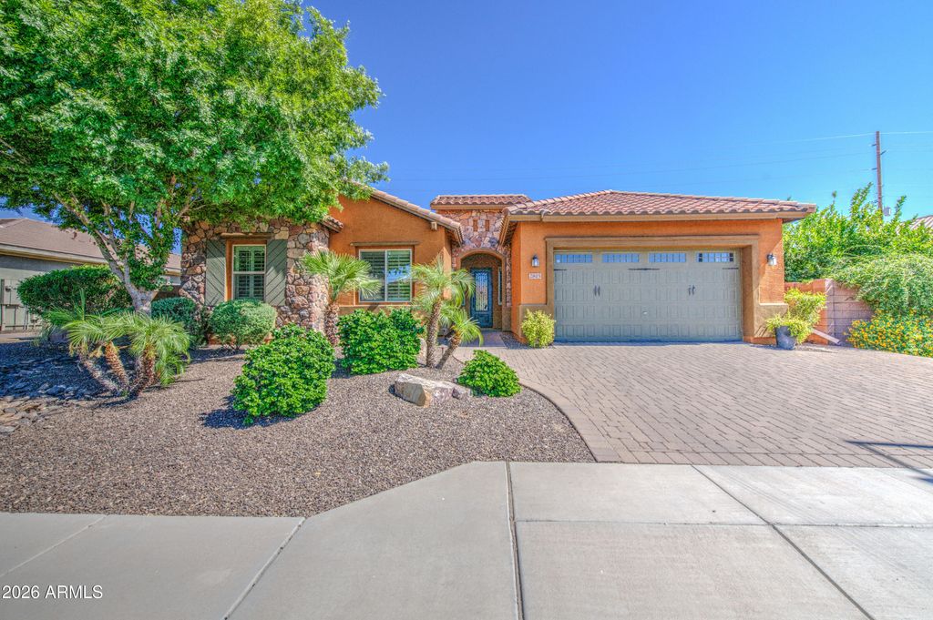 2815 E ODESSA Street, Mesa, AZ 85213