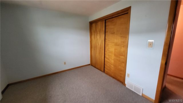 61 Barlow Avenue, Lackawanna, NY 14218