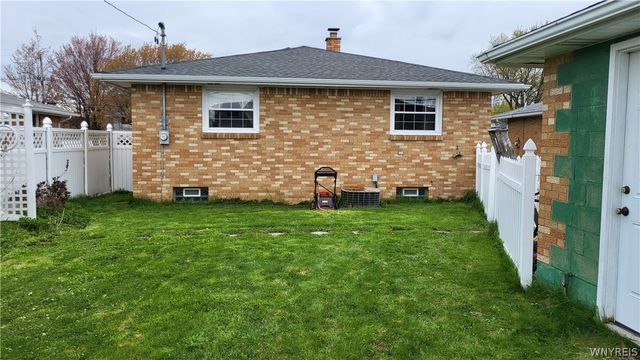 61 Barlow Avenue, Lackawanna, NY 14218