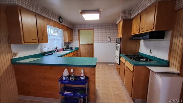 61 Barlow Avenue, Lackawanna, NY 14218