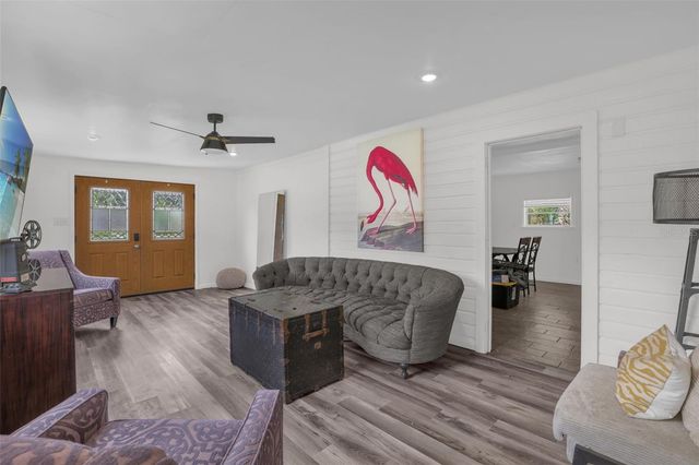 809 GRANDVIEW AVENUE, Altamonte Springs, FL 32701
