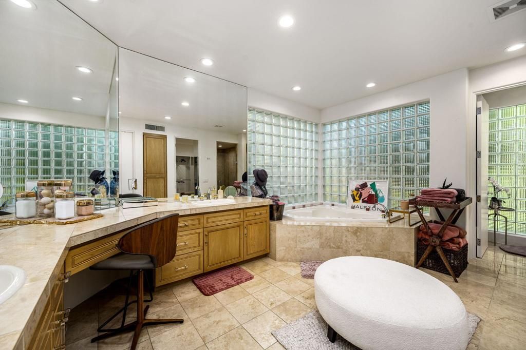 Image 33 of property listing at 79140 Jack Rabbit Trail, La Quinta, CA 92253