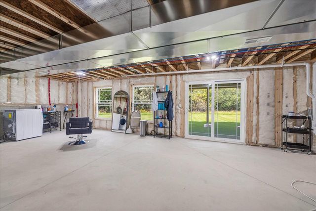 935 Kohlwey DRIVE, Grafton, WI 53024