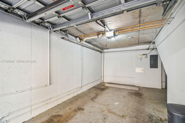 2945 NE 185th St 1407, Aventura, FL 33180