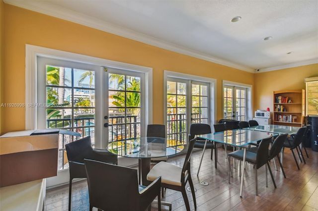 2945 NE 185th St 1407, Aventura, FL 33180