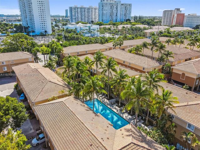 2945 NE 185th St 1407, Aventura, FL 33180