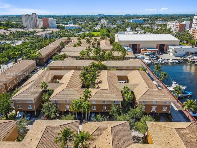 2945 NE 185th St 1407, Aventura, FL 33180