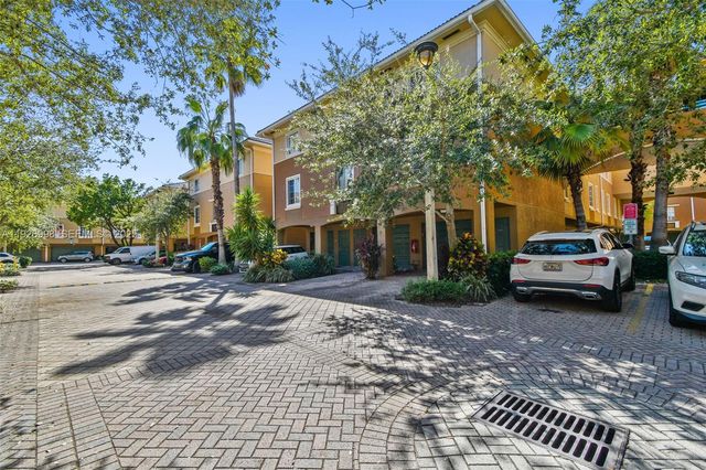 2945 NE 185th St 1407, Aventura, FL 33180