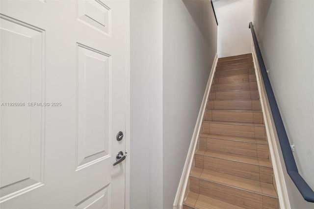 2945 NE 185th St 1407, Aventura, FL 33180