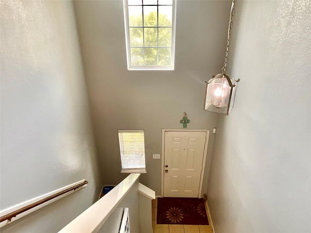 2522 Tracy Lane, Highlands, TX 77562