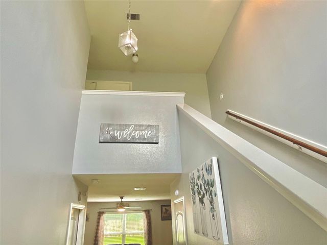 2522 Tracy Lane, Highlands, TX 77562
