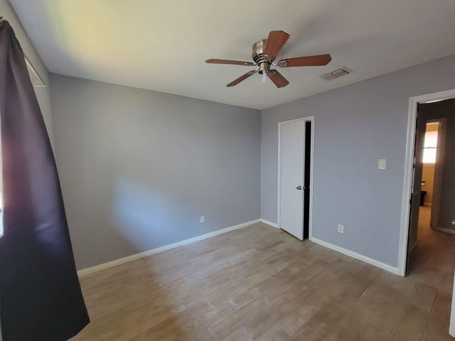 431 N Forest Boulevard, Houston, TX 77090