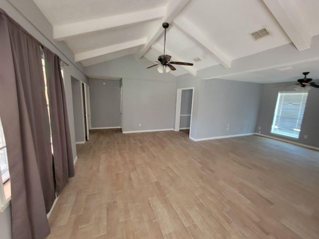 431 N Forest Boulevard, Houston, TX 77090