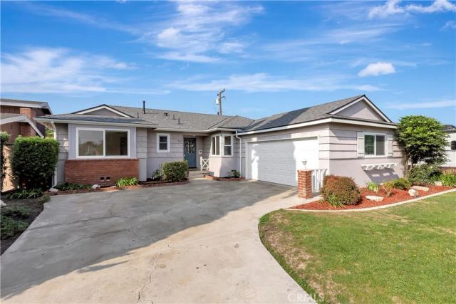 633 S Hacienda Street, Anaheim, CA 92804