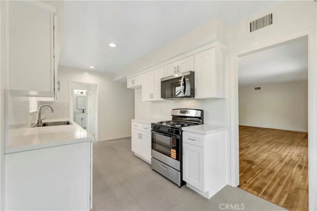 633 S Hacienda Street, Anaheim, CA 92804