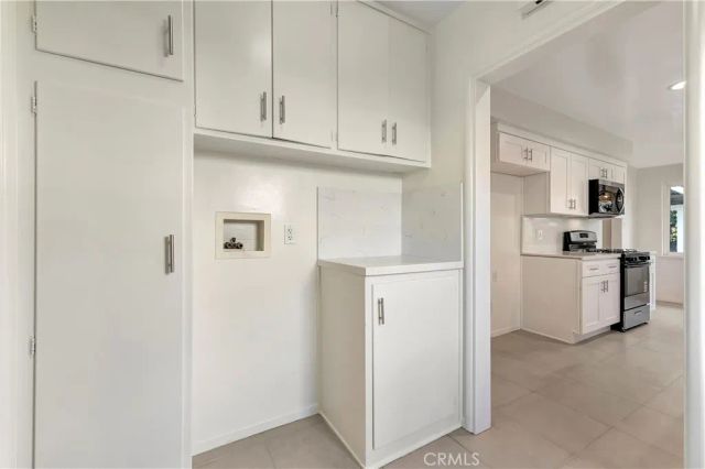 633 S Hacienda Street, Anaheim, CA 92804