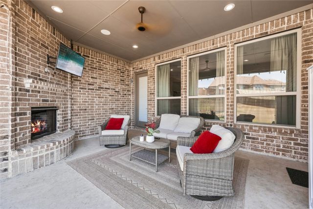 5616 The Resort Boulevard, Fort Worth, TX 76179