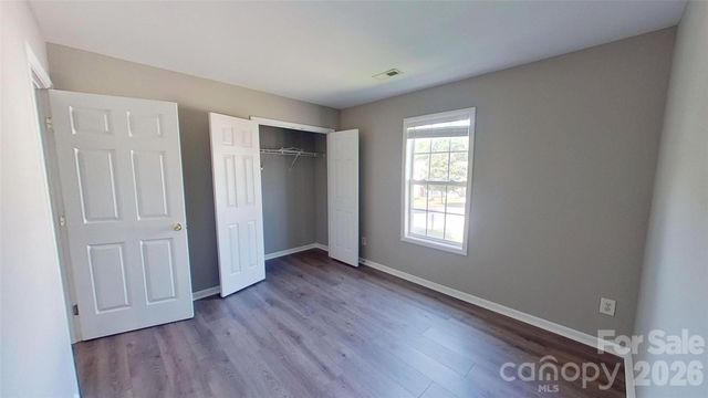 1217 Triece Lane, Charlotte, NC 28215