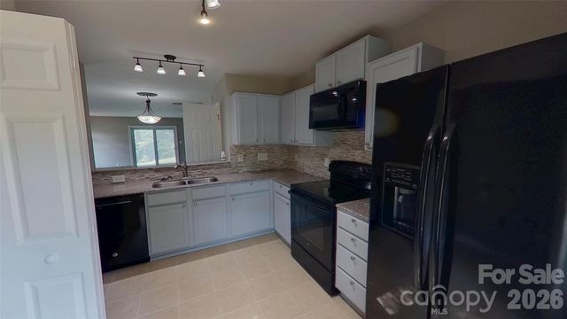 1217 Triece Lane, Charlotte, NC 28215