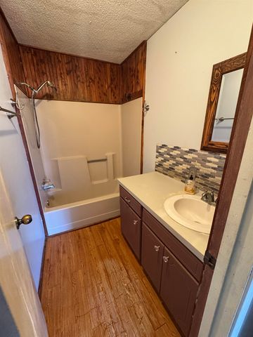 2605 S CR 342, Henderson, TX 75654