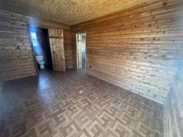 2605 S CR 342, Henderson, TX 75654