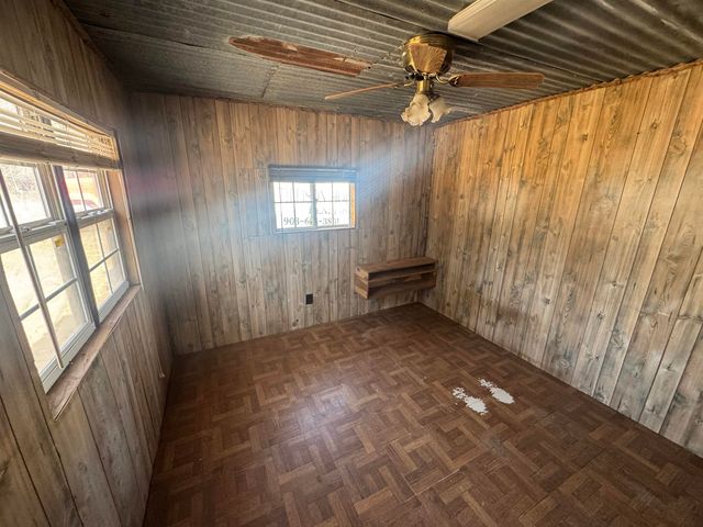 2605 S CR 342, Henderson, TX 75654