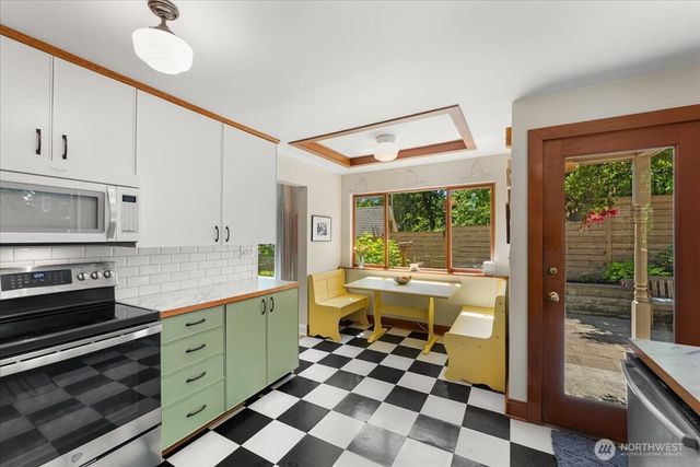 123 31st Avenue, Seattle, WA 98122
