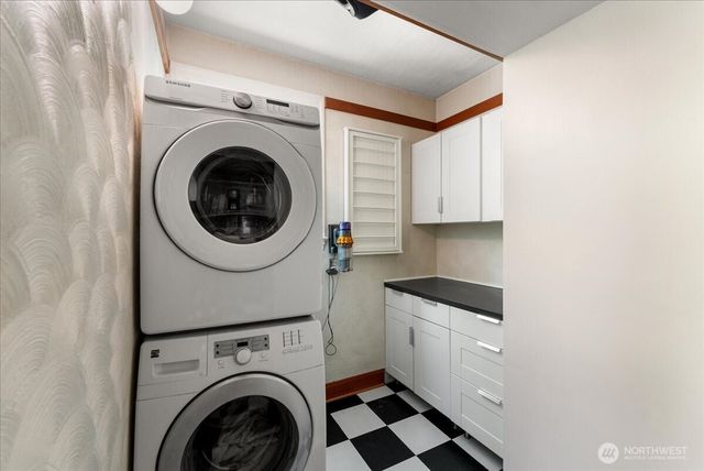 123 31st Avenue, Seattle, WA 98122