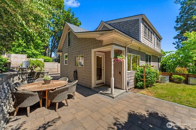 123 31st Avenue, Seattle, WA 98122