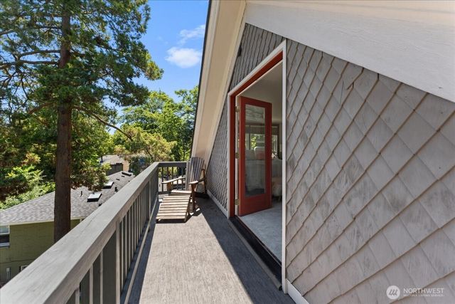 123 31st Avenue, Seattle, WA 98122