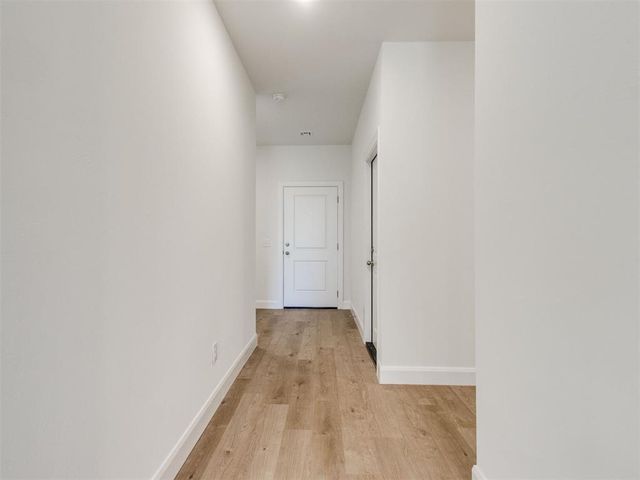 2041 Brush Creek Way, Newcastle, OK 73065